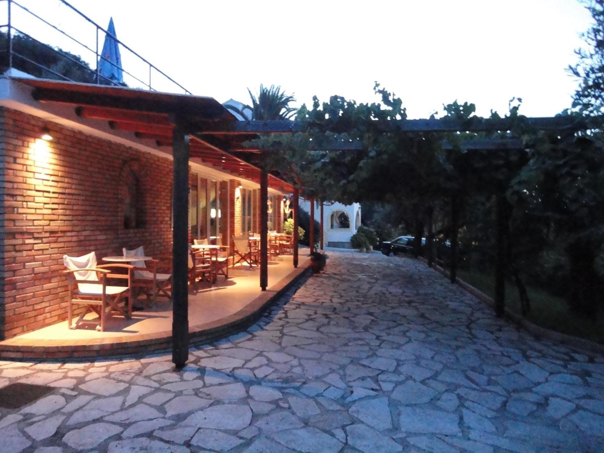 Dionysos Apartments Apraos 外观 照片
