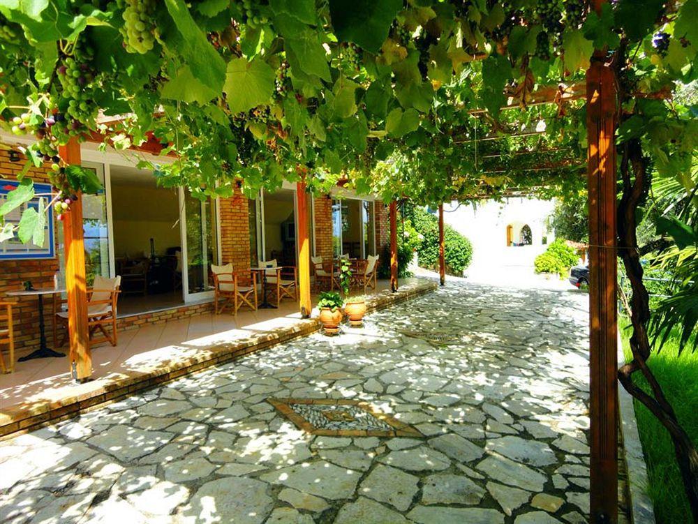 Dionysos Apartments Apraos 外观 照片