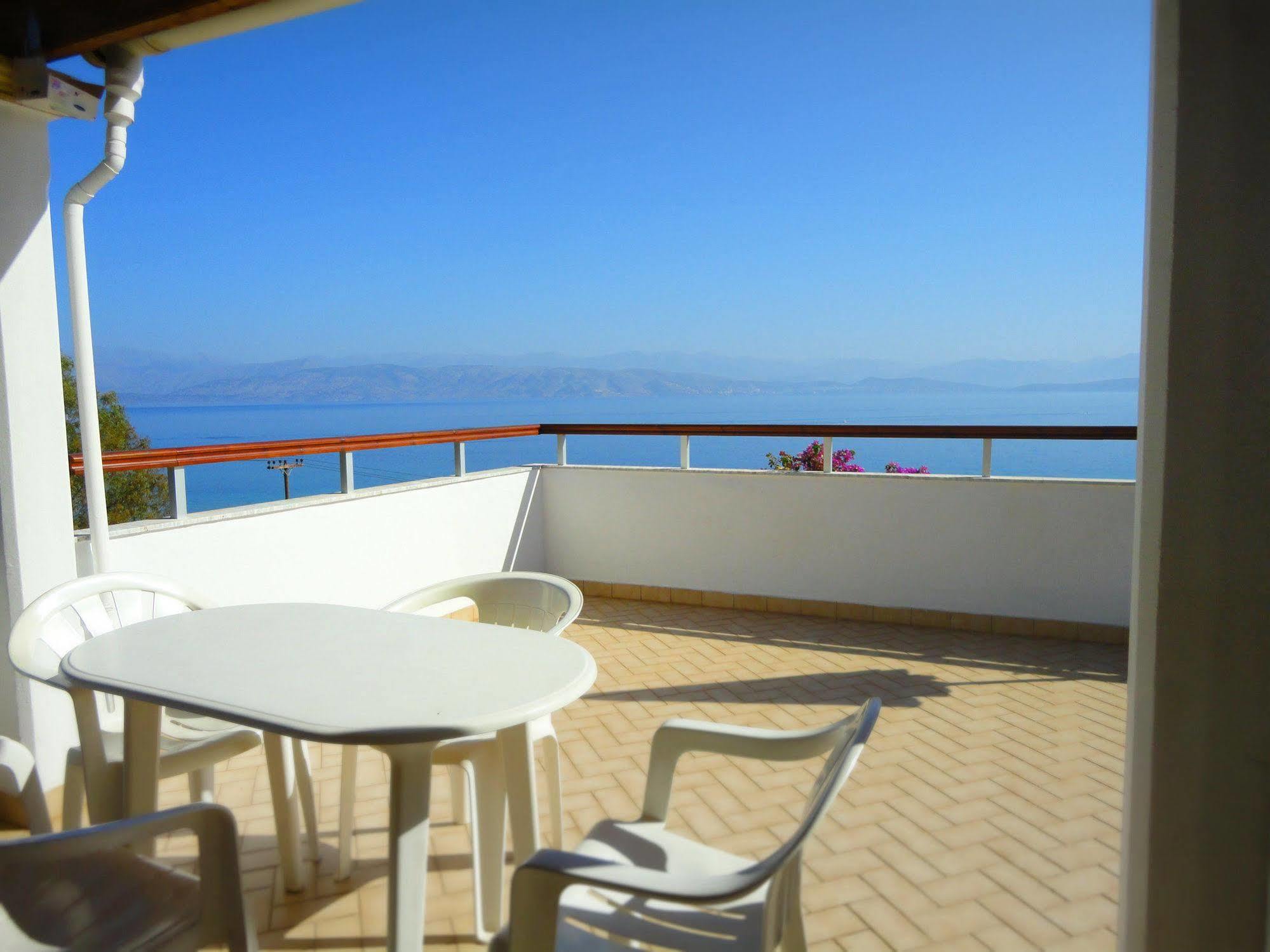 Dionysos Apartments Apraos 外观 照片